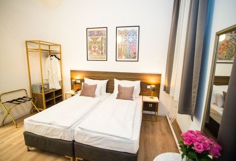 Pension Central I Self Check In