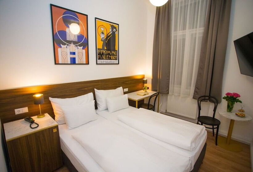 Pension Central I Self Check In