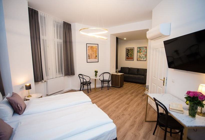 Pension Central I Self Check In