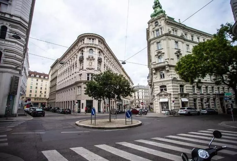 Pension Central I Self Check In