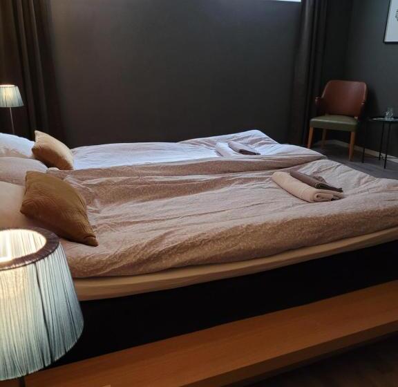 הוסטל Bokskogens Guesthouse