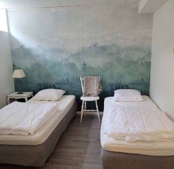 הוסטל Bokskogens Guesthouse