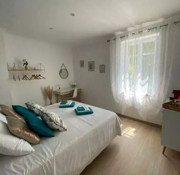 ベッドアンドブレックファースト Chambre D Hôtes Zephyr Libeccio Le Moulin De Prédelles