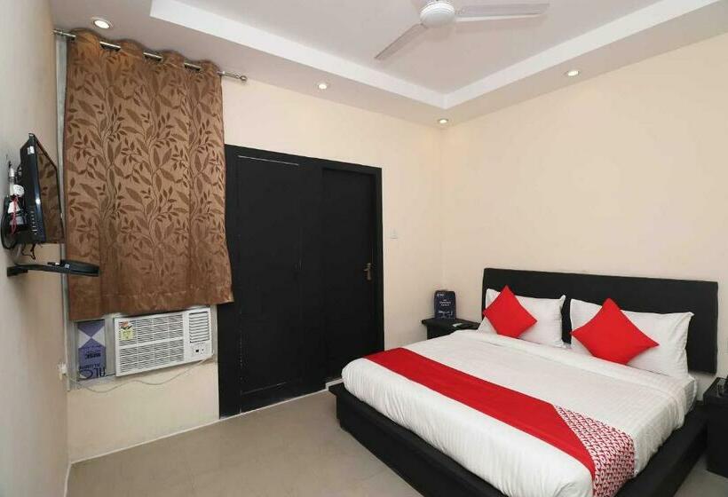 Collection O Hotel Incarnation