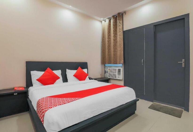 Collection O Hotel Incarnation