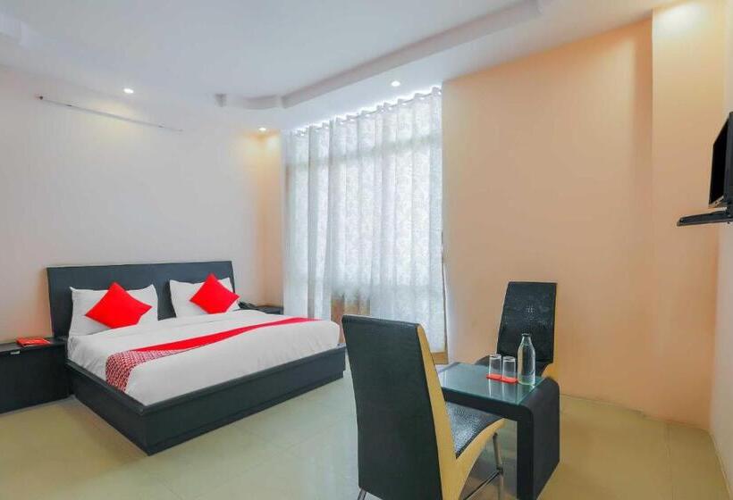 Collection O Hotel Incarnation