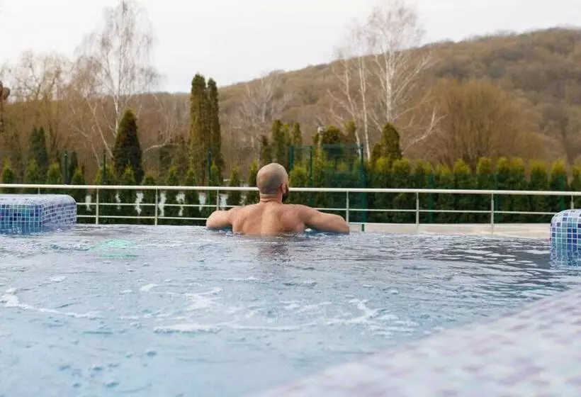 Hotelli Arden Palace Medical Resort & Spa