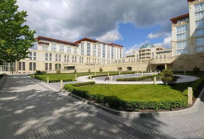 Hotelli Arden Palace Medical Resort & Spa