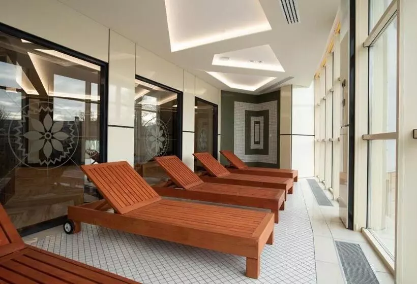 Hotelli Arden Palace Medical Resort & Spa