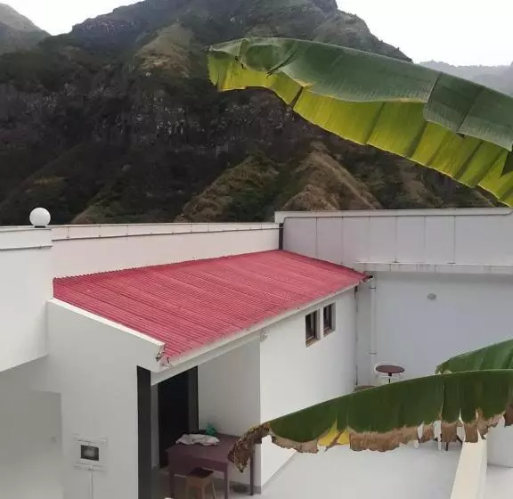 هتل Casa Minga & Tatol