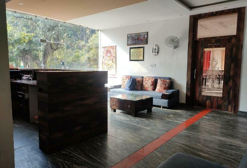 בית מלון כפרי Chandni