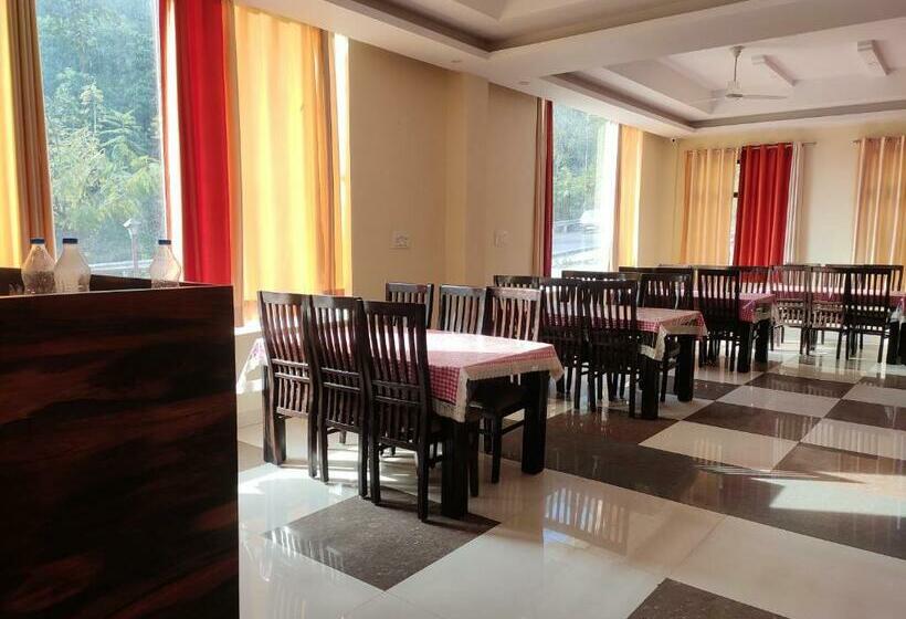 בית מלון כפרי Chandni