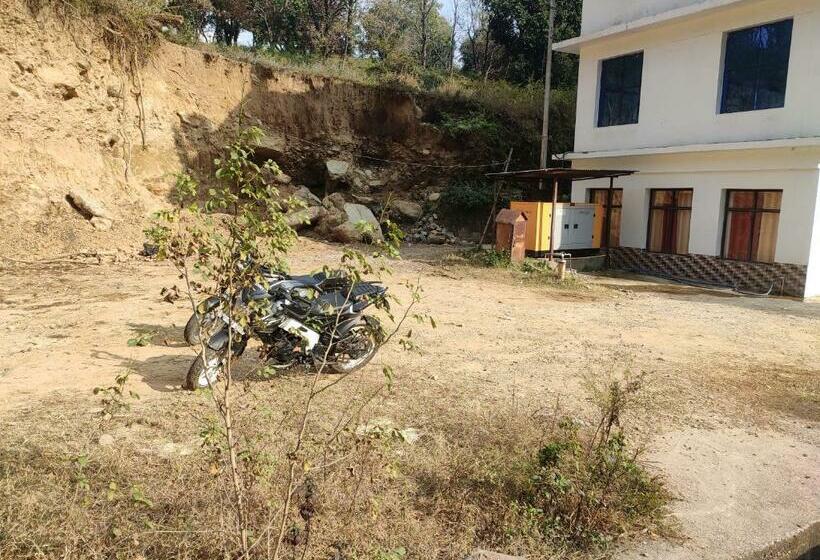 בית מלון כפרי Chandni