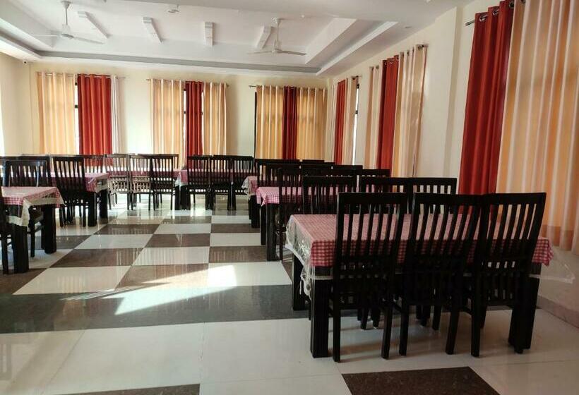 בית מלון כפרי Chandni