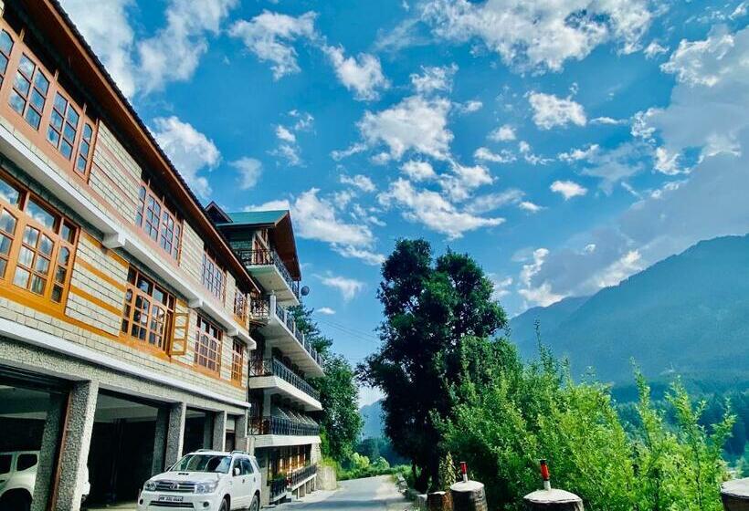 فندق Holly Wings Resort, Manali   Riverview Resort