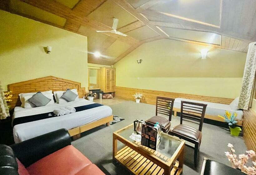 فندق Holly Wings Resort, Manali   Riverview Resort