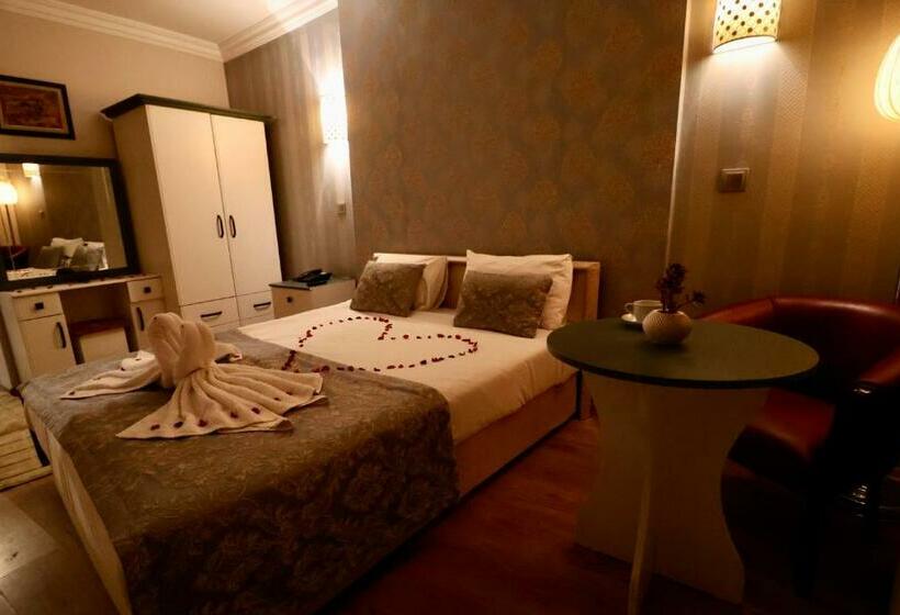 Hotelli Grand İşbi̇li̇r