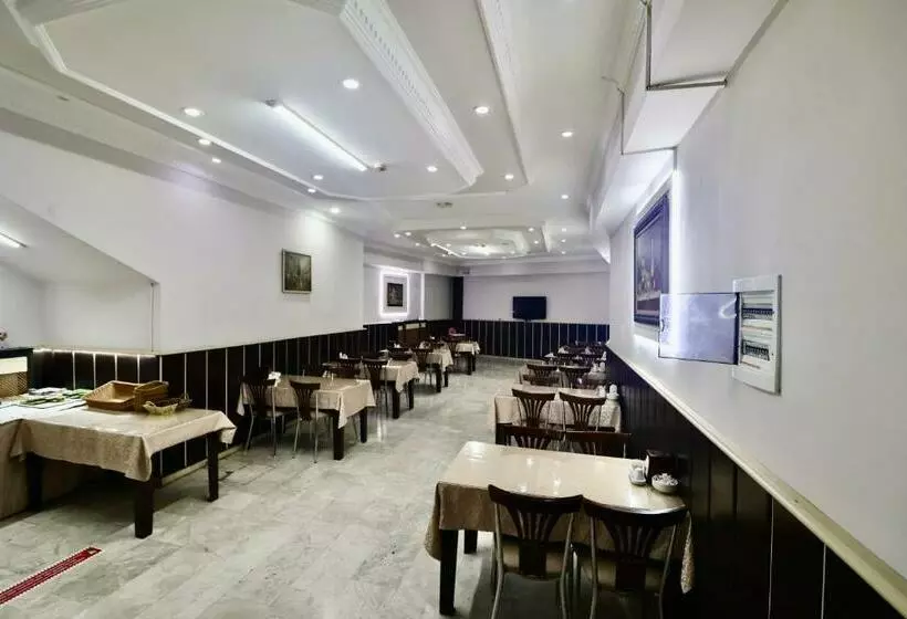 Hotelli Grand İşbi̇li̇r