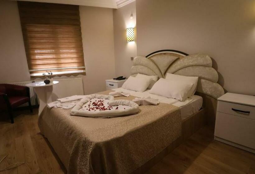 Hotelli Grand İşbi̇li̇r