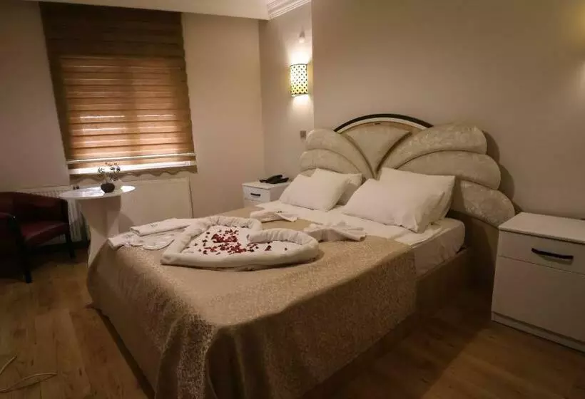 Hotelli Grand İşbi̇li̇r