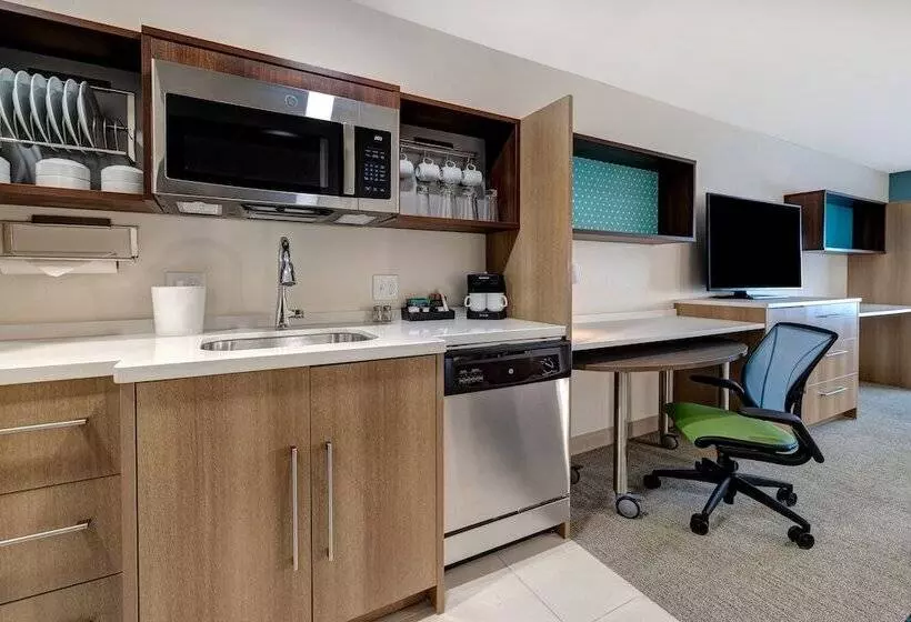 هتل Home2 Suites By Hilton Raleigh West Lenovo Center