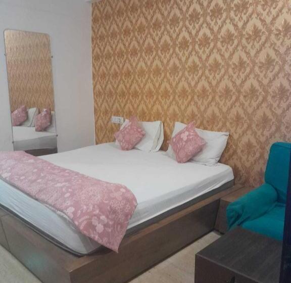 فندق Oyo 80630k Shubkamna