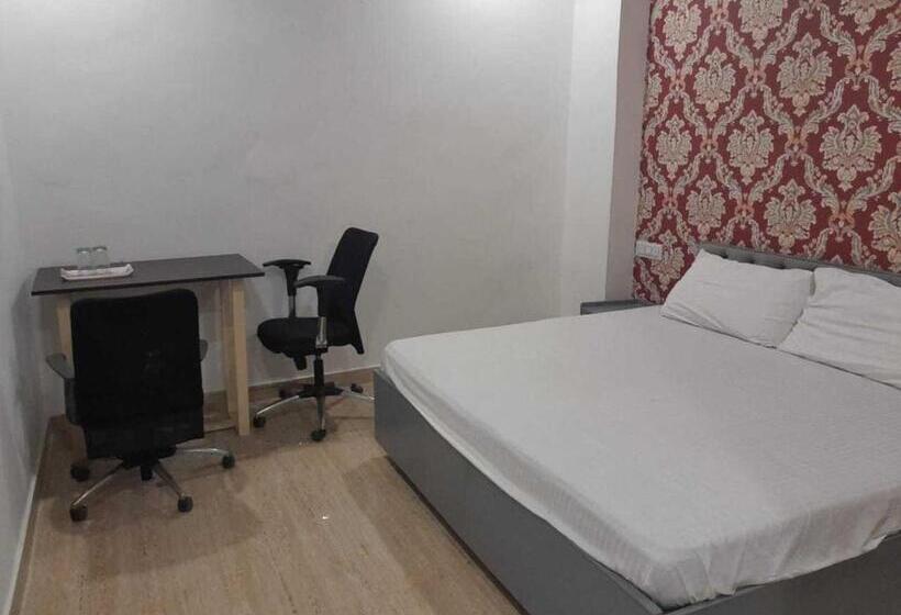 فندق Oyo 80630k Shubkamna