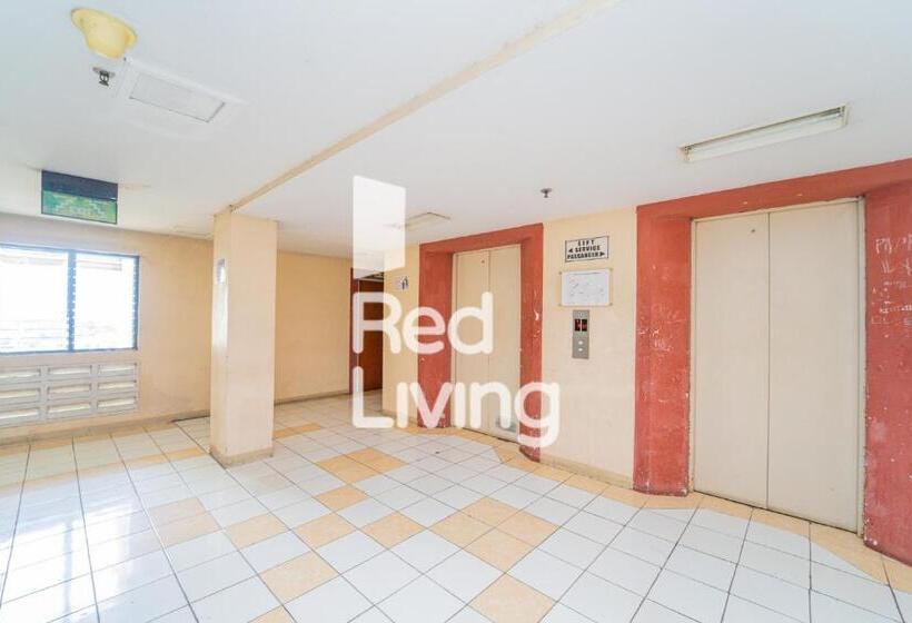 בית מלון כפרי Redliving Apartemen Cibubur Village Lily S Room Tower C