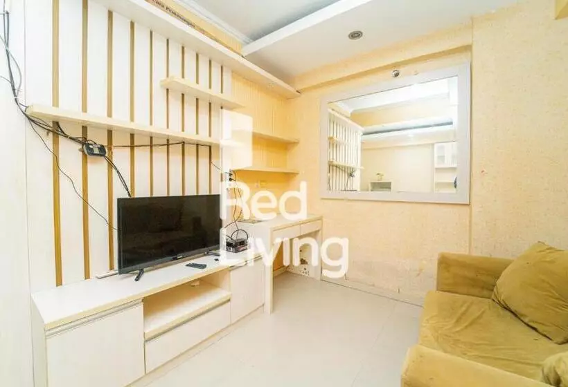 Hotelli Redliving Apartemen Cibubur Village   Lily S Room Tower C