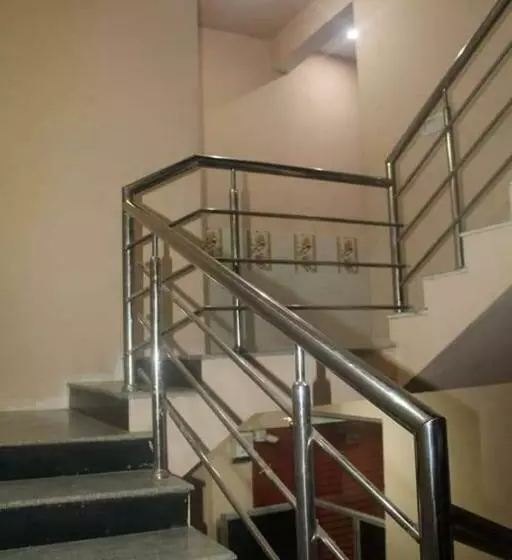 ホテル Royal Inn Lodge