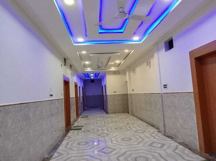 Hotel The Nirmala Palace