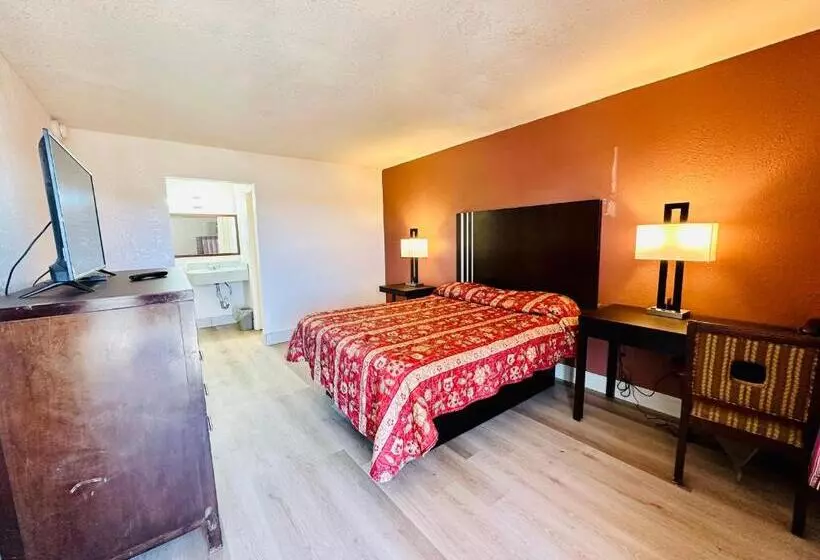 モーテル Economy Inn