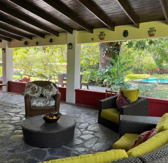 ペンション La Casa De Los Patos