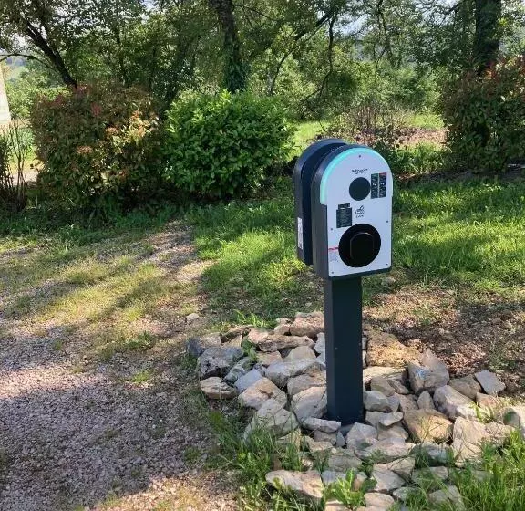 Majatalo Mas Del Lum