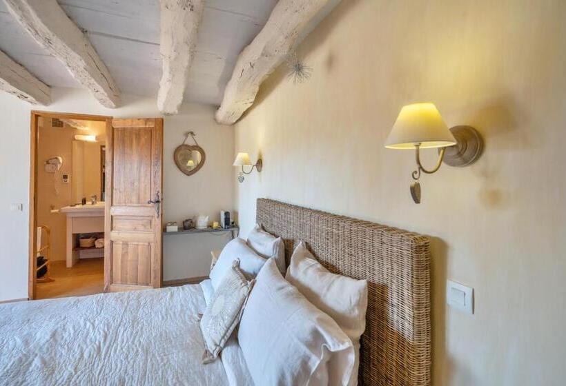 פנסיון Mas Del Lum