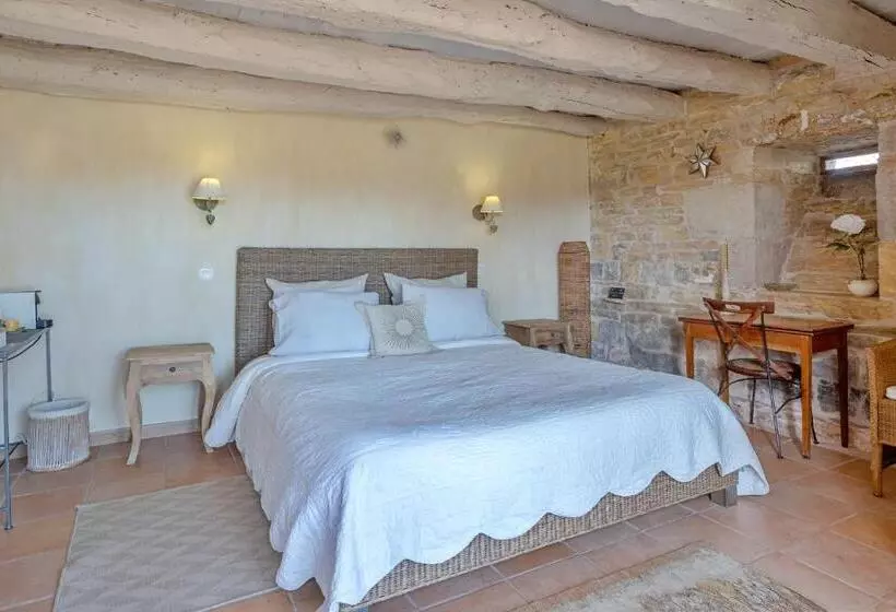 Majatalo Mas Del Lum