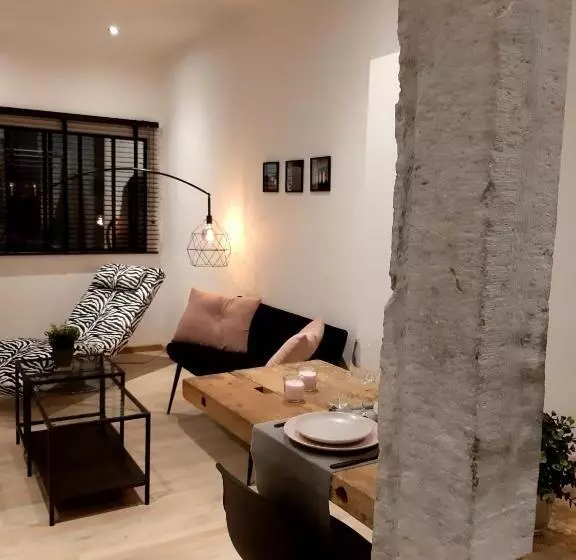 پانسیون Namur à Mur