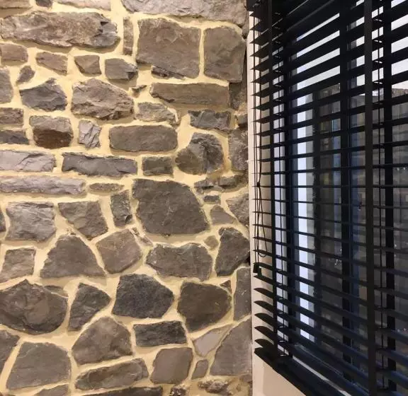 پانسیون Namur à Mur