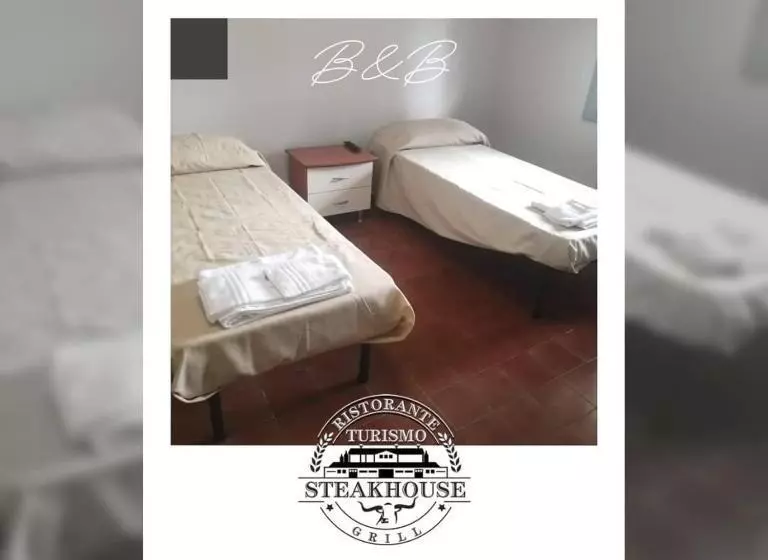 پانسیون Ristorante Turismo Steak House B&b