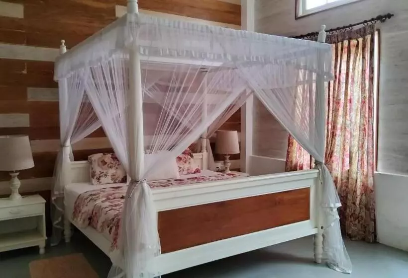 ペンション Walauwa On The Hill