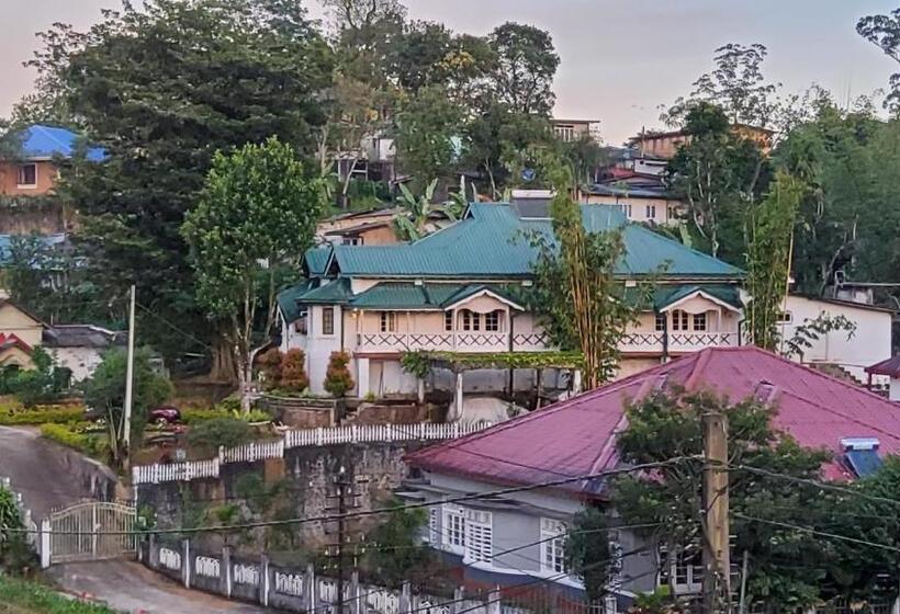 بنسيون Walauwa On The Hill