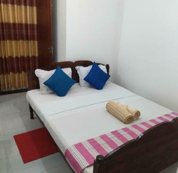 Majatalo Way To Beach