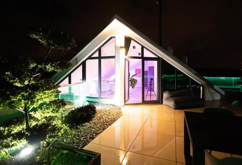 The Penthouse At Eco Smart Apartments