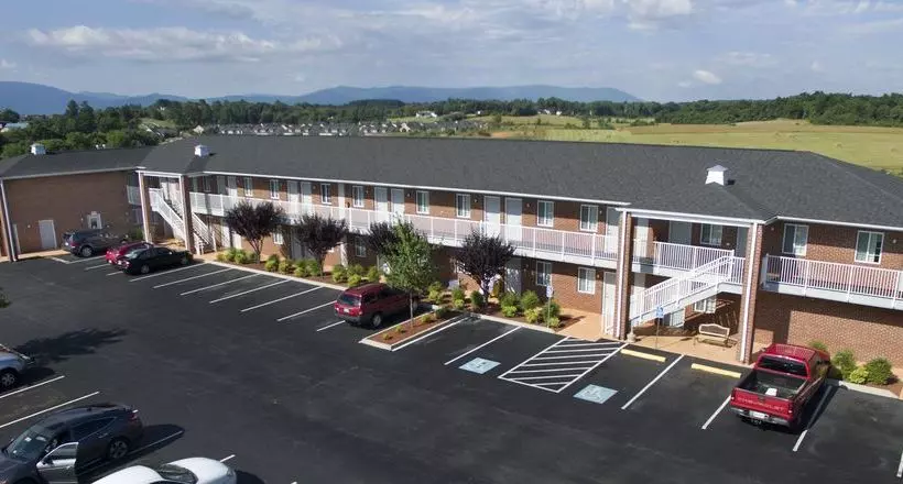 Affordable Corporate Suites Of Waynesboro