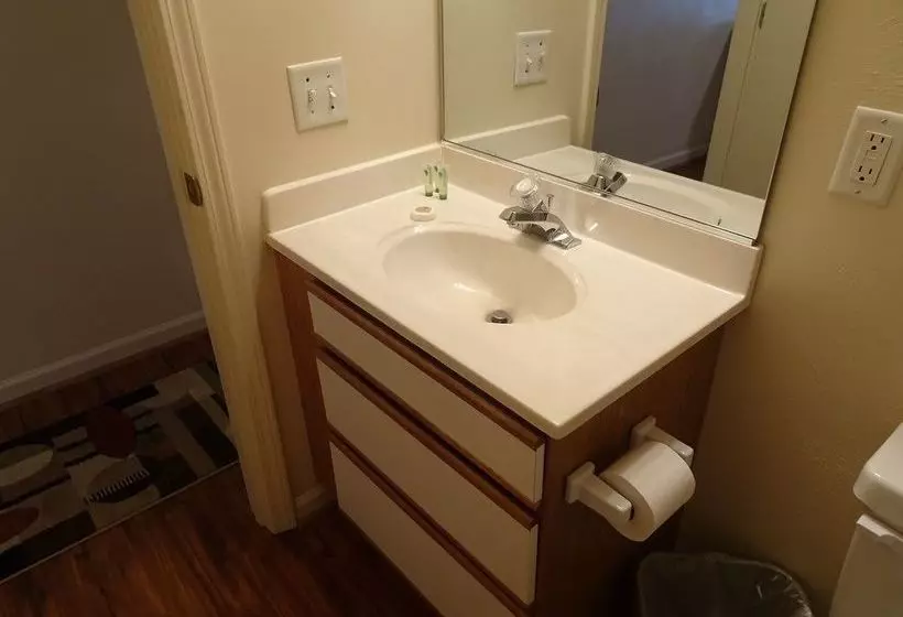 Affordable Corporate Suites Of Waynesboro