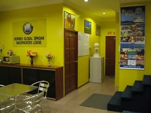هاستل Borneo Global Sipadan Backpackers & Dive Centre