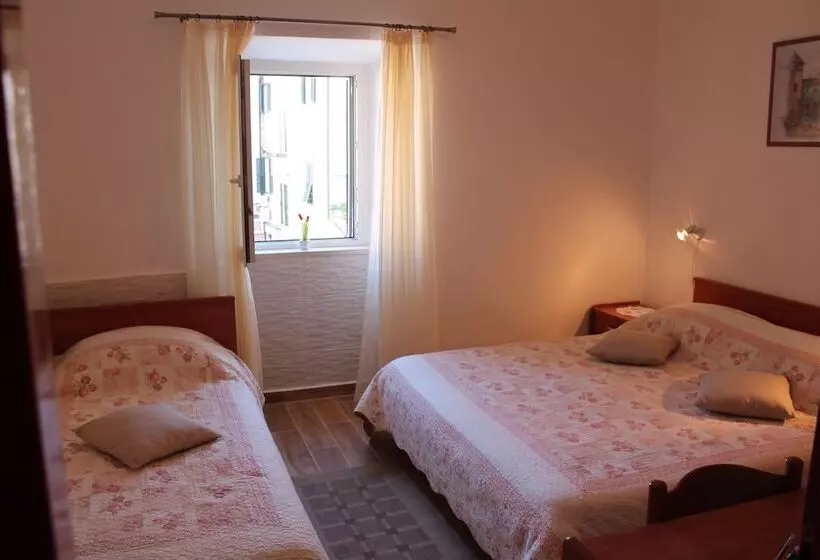 Apartments Nerio