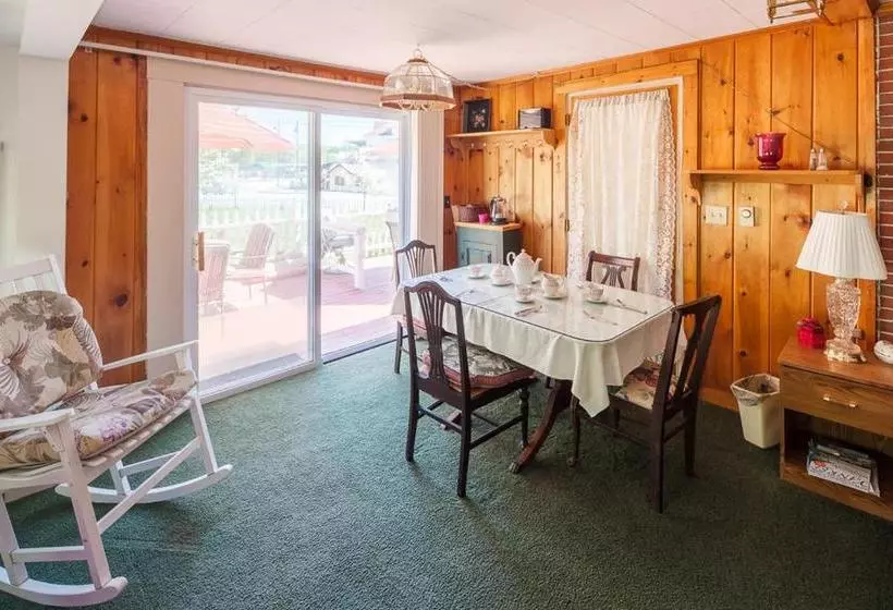 צימר Augustus Bove House