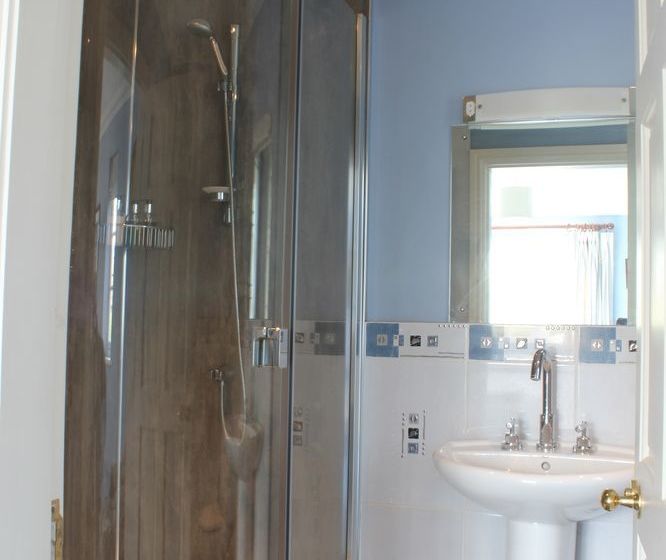 مبيت وإفطار Austons Down