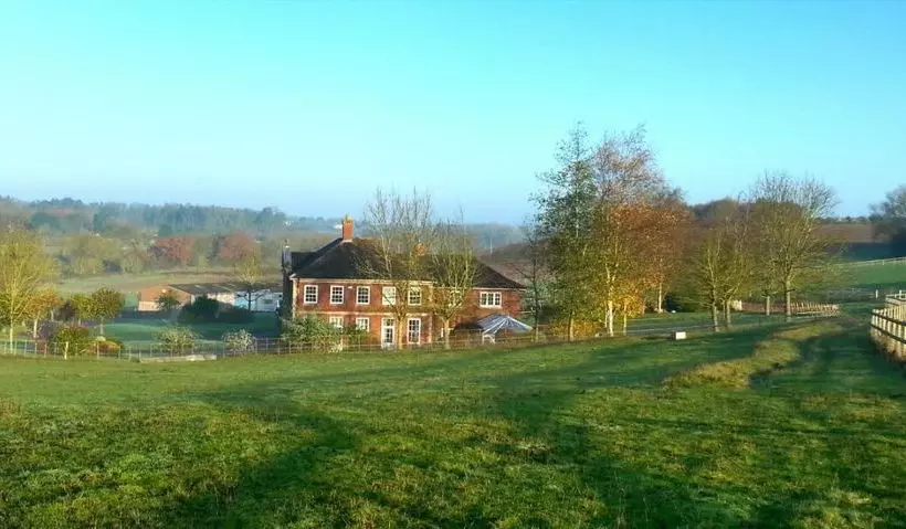 مبيت وإفطار Austons Down